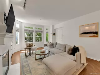 Photo #2: 4336621 Listing 