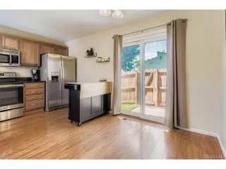 Photo #3: 4336886 Listing