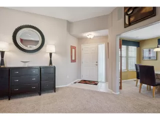 Photo #6: 4342146 Listing