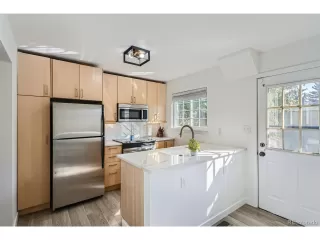 Photo #2: 4343996 Listing 