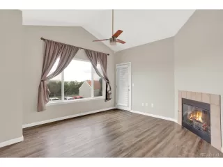 Photo #2: 4344711 Listing 