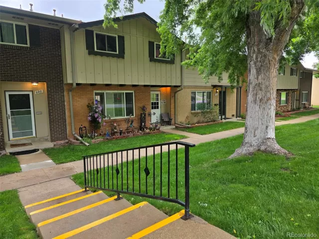 MLS: 4344800 Condo For Sale