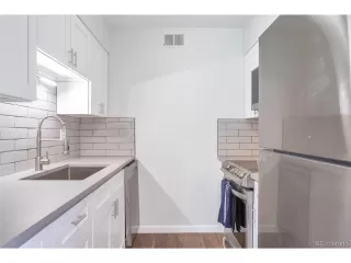 Photo #2: 4346538 Listing