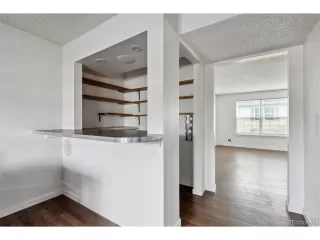 Photo #6: 4347405 Listing 