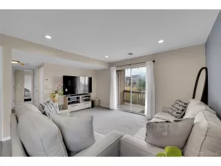 Photo #6: 4348126 Listing