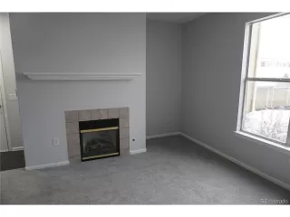 Photo #4: 4350454 Listing