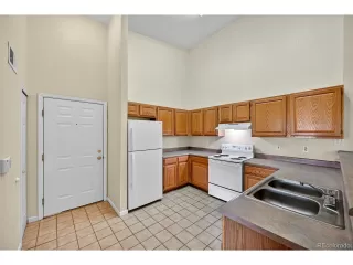 Photo #2: 4350834 Listing