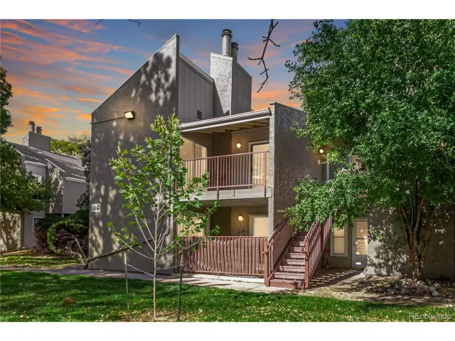 MLS: 4354173 Condo For Sale