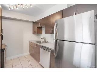 Photo #2: 4354458 Listing 