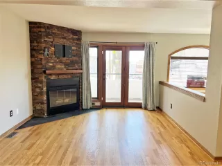 Photo #3: 4354734 Listing