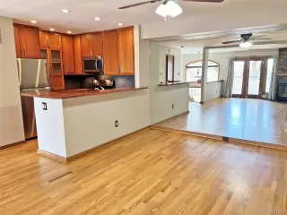 Photo #6: 4354734 Listing