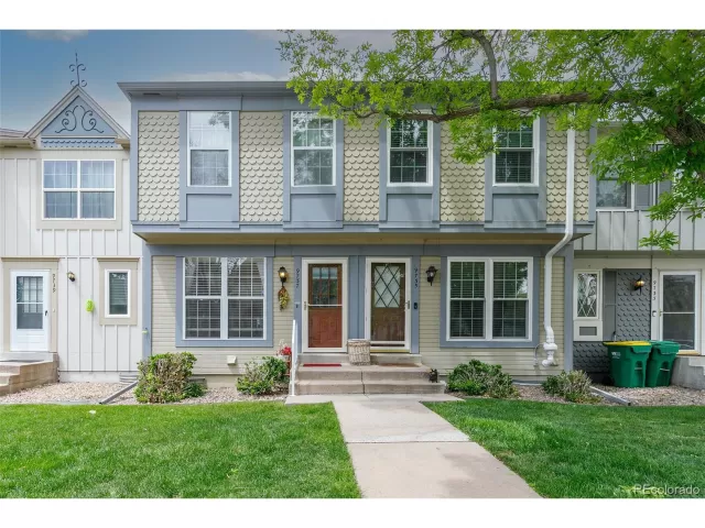 MLS: 4356688 Condo For Sale