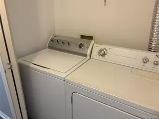 Photo #6: 4356801 Listing