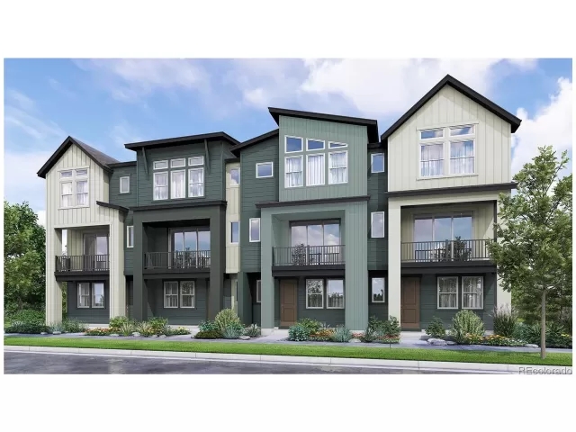 MLS: 4360709 Condo For Sale