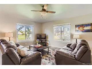 Photo #5: 4362216 Listing 