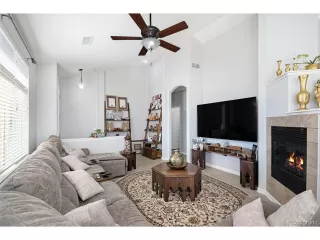 Photo #4: 4362660 Listing 