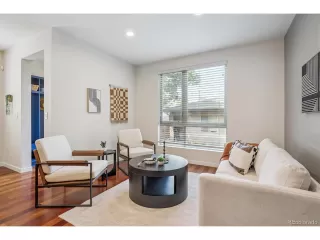 Photo #3: 4363376 Listing