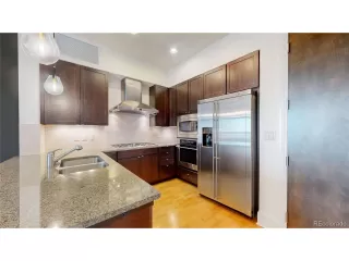 Photo #2: 4365684 Listing 