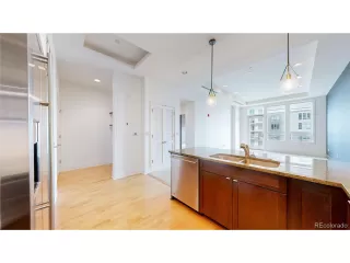 Photo #4: 4365684 Listing 