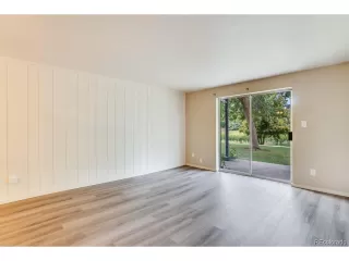 Photo #2: 4366622 Listing