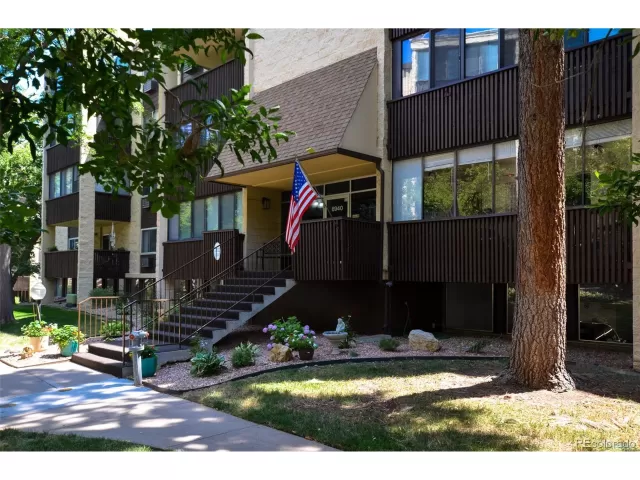 MLS: 4367125 Condo For Sale