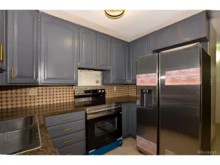 Photo #3: 4367125 Listing