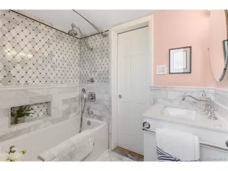 Photo #4: 4368391 Listing 