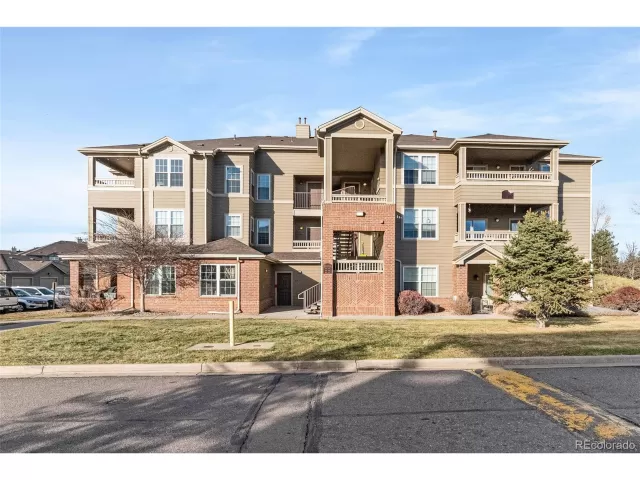 MLS: 4370222 Condo For Sale