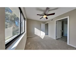 Photo #4: 4371451 Listing