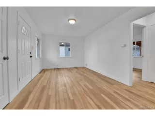 Photo #5: 4374767 Listing 