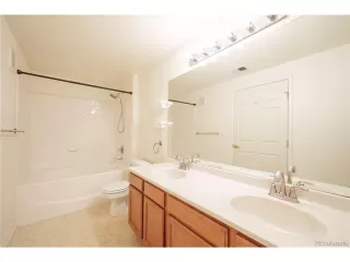 Photo #4: 4376291 Listing