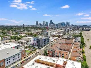 Photo #2: 4376549 Listing