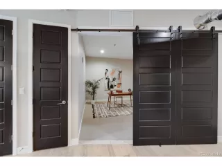 Photo #4: 4376549 Listing