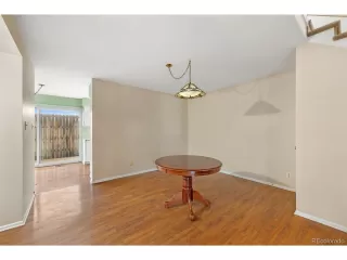 Photo #4: 4377628 Listing 