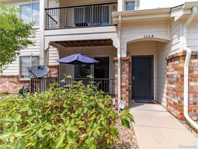 MLS: 4377814 Condo For Sale