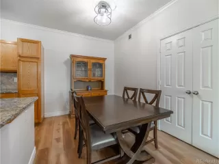 Photo #4: 4377814 Listing