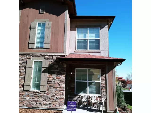 MLS: 4377819 Condo For Sale