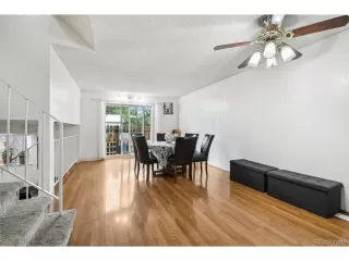 Photo #5: 4381722 Listing 