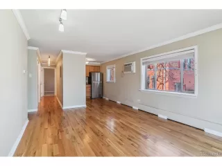 Photo #6: 4381890 Listing