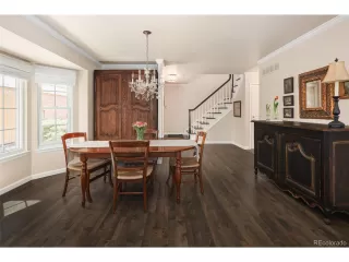 Photo #6: 4382492 Listing