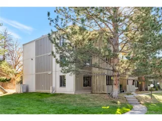 Photo #2: 4382589 Listing 