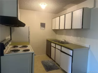 Photo #3: 4382918 Listing 