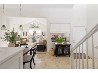 Photo #6: 4383719 Listing