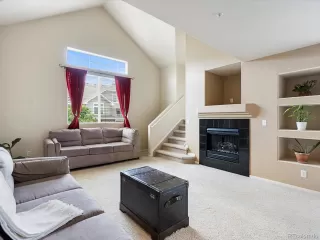 Photo #2: 4385084 Listing 