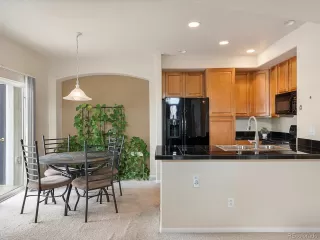 Photo #4: 4385084 Listing 