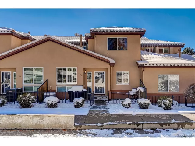 MLS: 4385471 Condo For Sale