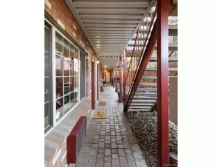 Photo #2: 4385943 Listing