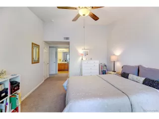 Photo #4: 4387507 Listing