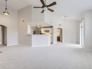 Photo #4: 4391532 Listing 