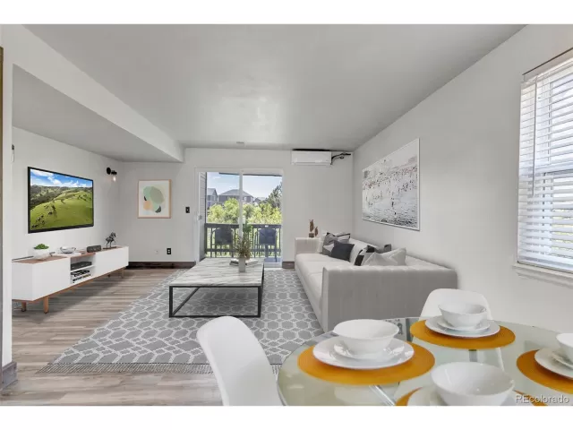 MLS: 4394309 Condo For Sale